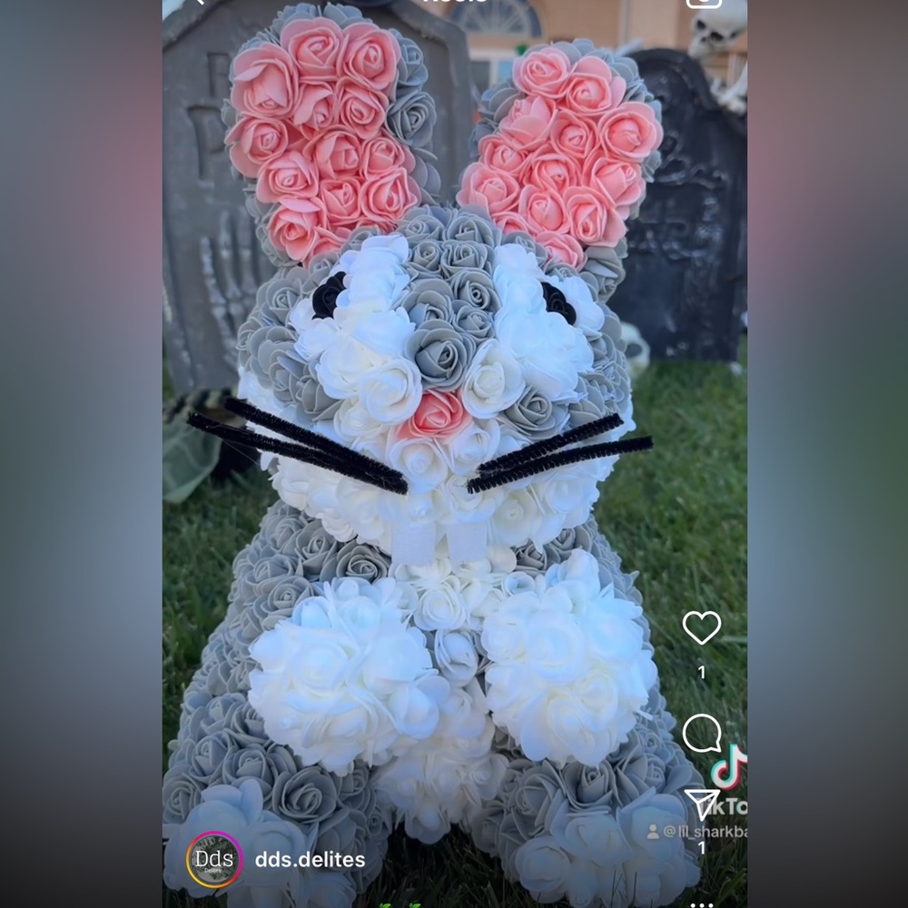 Bugs Bunny Rose Rabbit